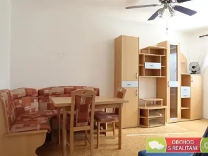 Pronájem bytu 2+1, Milovice, Spojovací, 43 m2