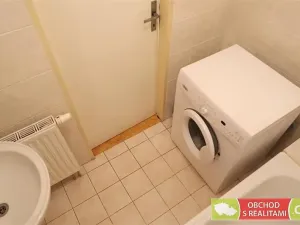Pronájem bytu 2+1, Milovice, Spojovací, 43 m2