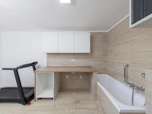 Prodej vily, Praha - Suchdol, Osvobození, 314 m2