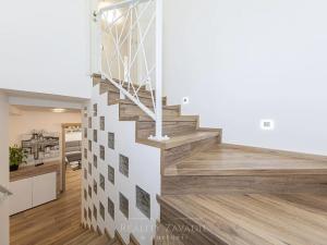 Prodej ordinace, Praha - Suchdol, Osvobození, 314 m2
