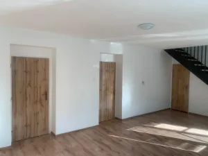 Pronájem bytu 3+1, Záchlumí, 103 m2