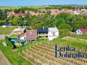 Prodej vinného sklepa, Hovorany, 258 m2