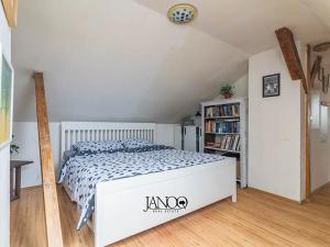 Prodej bytu 2+1, Brno, Koliště, 52 m2
