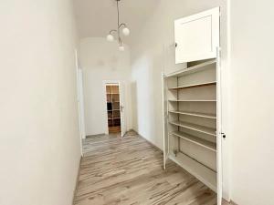 Pronájem bytu 4+1, Praha - Nové Město, Ječná, 155 m2