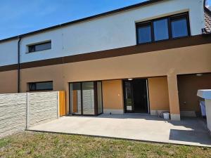 Pronájem bytu 1+kk, Chlumec nad Cidlinou, 36 m2