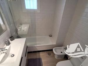 Prodej bytu 3+kk, Manilva, Španělsko, 69 m2