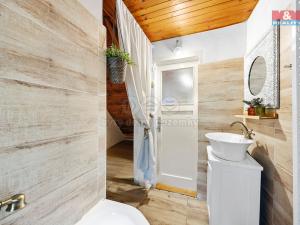 Prodej chaty, Povrly, Lužec, 137 m2