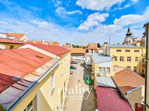 Pronájem kanceláře, Znojmo, Horní náměstí, 120 m2