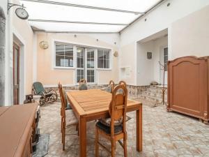Prodej rodinného domu, Mladá Boleslav, Partyzánská, 199 m2