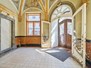 Prodej kanceláře, Hradec Králové, Tomkova, 1000 m2