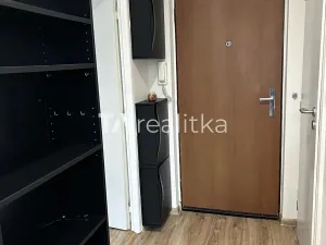 Pronájem bytu 2+kk, Karviná, Divišova, 37 m2
