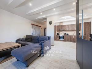 Prodej ubytování, Hovorčovice, Hlavní, 350 m2