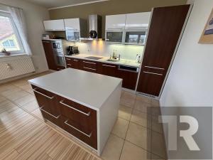 Prodej bytu 3+kk, Plzeň, V Bezinkách, 108 m2