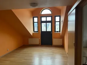 Pronájem bytu 4+kk, Liberec, nám. Dr. E. Beneše, 134 m2