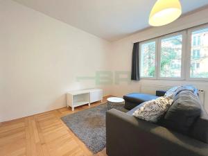 Pronájem bytu 2+kk, Praha - Strašnice, Krupská, 46 m2