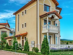 Prodej rodinného domu, Sveti Vlas, Bulharsko, 350 m2