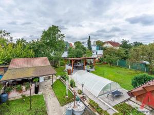 Pronájem rodinného domu, Praha - Dubeč, K pekárně, 104 m2