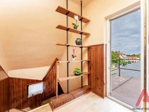 Pronájem rodinného domu, Praha - Dubeč, K pekárně, 104 m2