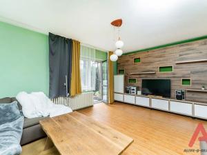 Pronájem rodinného domu, Praha - Dubeč, K pekárně, 104 m2