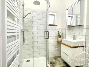 Pronájem bytu 2+1, Kutná Hora, Česká, 65 m2