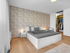 Prodej bytu 4+kk, Praha - Vršovice, Vršovická, 162 m2
