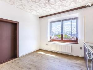 Prodej bytu 2+1, Leština u Světlé, 73 m2