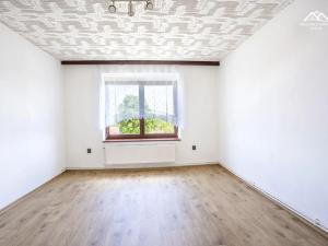 Prodej bytu 2+1, Leština u Světlé, 73 m2