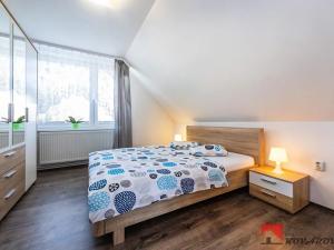 Prodej rodinného domu, Černouček, 303 m2