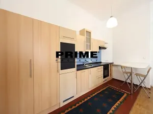 Pronájem bytu 3+kk, Praha - Smíchov, Zborovská, 76 m2