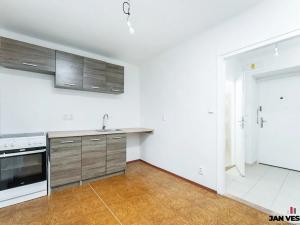 Pronájem bytu 1+1, Praha - Čakovice, Myjavská, 28 m2