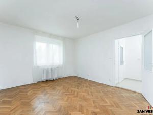 Pronájem bytu 1+1, Praha - Čakovice, Myjavská, 28 m2