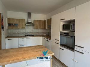 Prodej bytu 3+1, Teplice, Fibichova, 77 m2