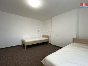 Pronájem bytu 3+1, Zlín, Mostní, 52 m2
