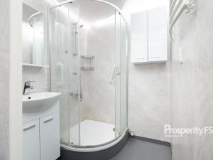 Pronájem bytu 3+1, Děčín - Děčín I-Děčín, Pohraniční, 64 m2