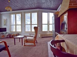 Pronájem bytu 1+1, Praha - Hlubočepy, Pod Ateliéry, 60 m2