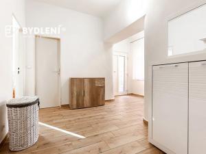 Prodej vícegeneračního domu, Sulejovice, 9. května, 184 m2
