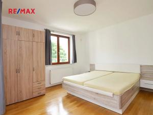 Pronájem bytu 2+kk, Praha - Vinohrady, Perucká, 73 m2
