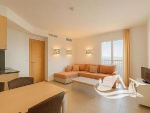 Prodej bytu 3+kk, Manilva, Španělsko, 73 m2