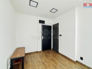 Prodej bytu 2+1, Mariánské Lázně - Úšovice, Podhorská, 61 m2