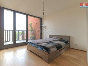 Pronájem bytu 2+kk, Praha, Nádražní, 65 m2