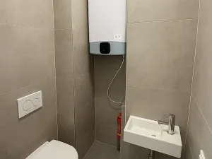 Pronájem obchodního prostoru, Praha - Vinohrady, Římská, 18 m2