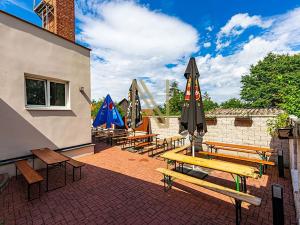 Pronájem restaurace, Letiny, 646 m2