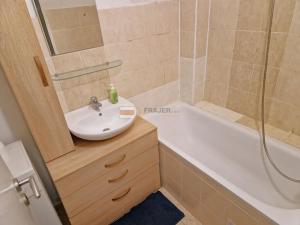 Prodej bytu 2+kk, Praha - Krč, Humpolecká, 42 m2