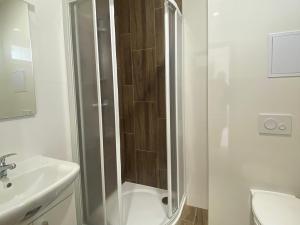 Pronájem bytu 1+kk, Ostrov - Horní Žďár, 27 m2