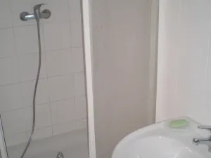 Pronájem bytu 1+kk, Praha - Dejvice, Wuchterlova, 30 m2