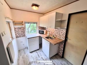 Pronájem chaty, Jílové u Prahy, 32 m2