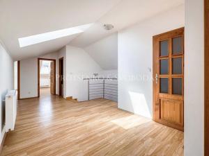 Prodej vícegeneračního domu, Senožaty, 182 m2