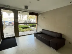 Prodej bytu 2+kk, Praha - Smíchov, U Okrouhlíku, 49 m2