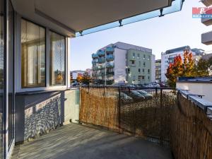 Pronájem bytu 2+kk, Hradec Králové - Třebeš, Labská louka, 58 m2