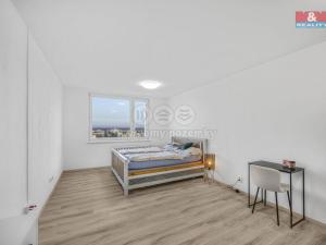 Pronájem bytu 1+kk, Hradec Králové - Nový Hradec Králové, třída Edvarda Beneše, 30 m2
